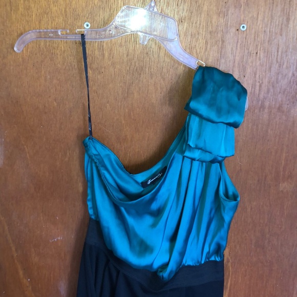 Beautiful Forever 21 Dress! 👗 Size Large! - Picture 3 of 7